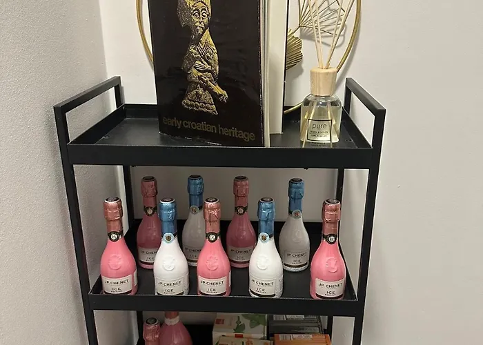 AAA Luxury Suites Split